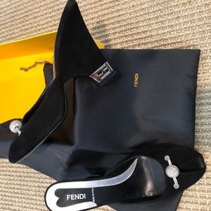 Fendi Fendi Fendi! Hot black Mules